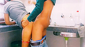Desi Hot Stepsister Fuck And Licking By Stepbrother In Law In Kitchen