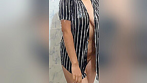 මම නන එක හඳයද Do You Like Me Showering ?