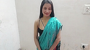 Hindi Sex – Indian Wife In Her Bedroom Masturbating